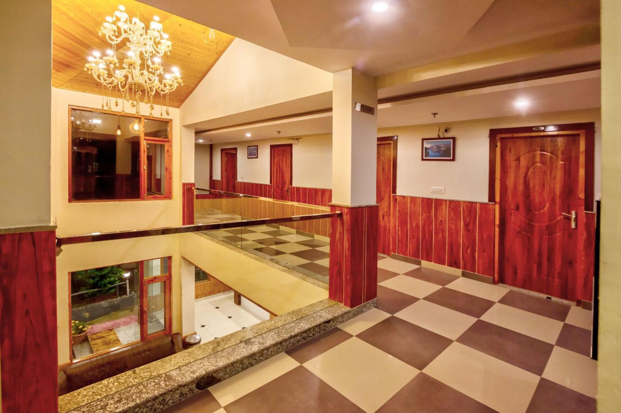 Montana Blues Resort By Snow City Manāli Esterno foto