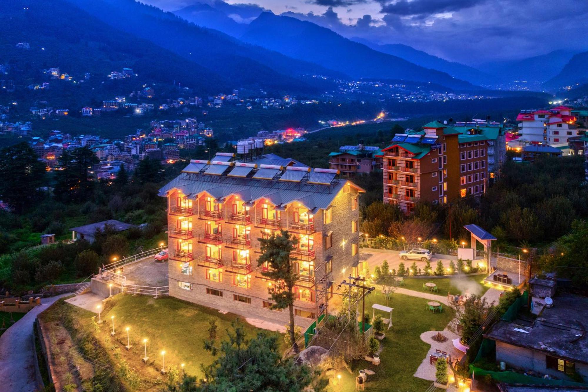 Montana Blues Resort By Snow City Manāli Esterno foto