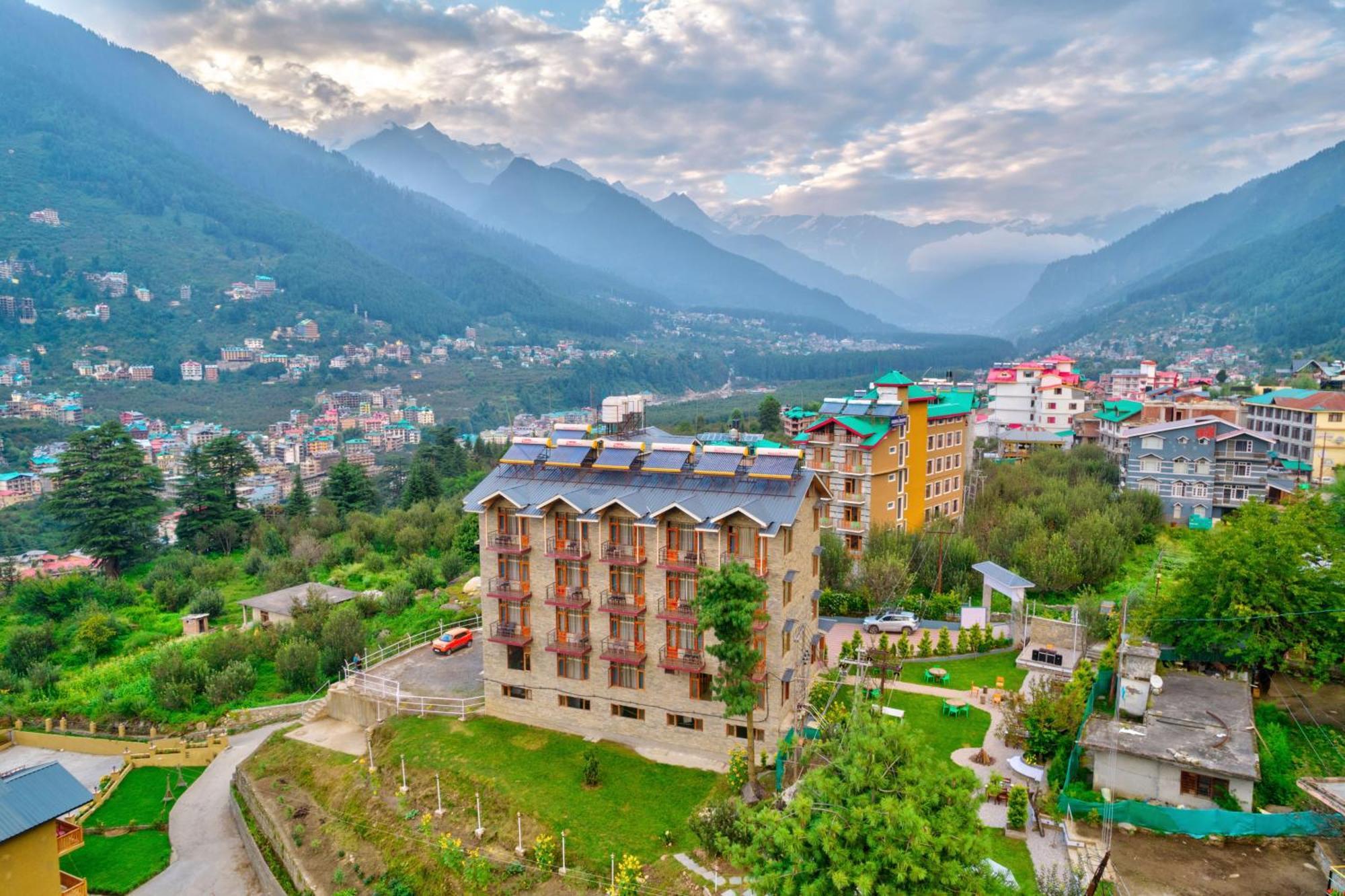 Montana Blues Resort By Snow City Manāli Esterno foto