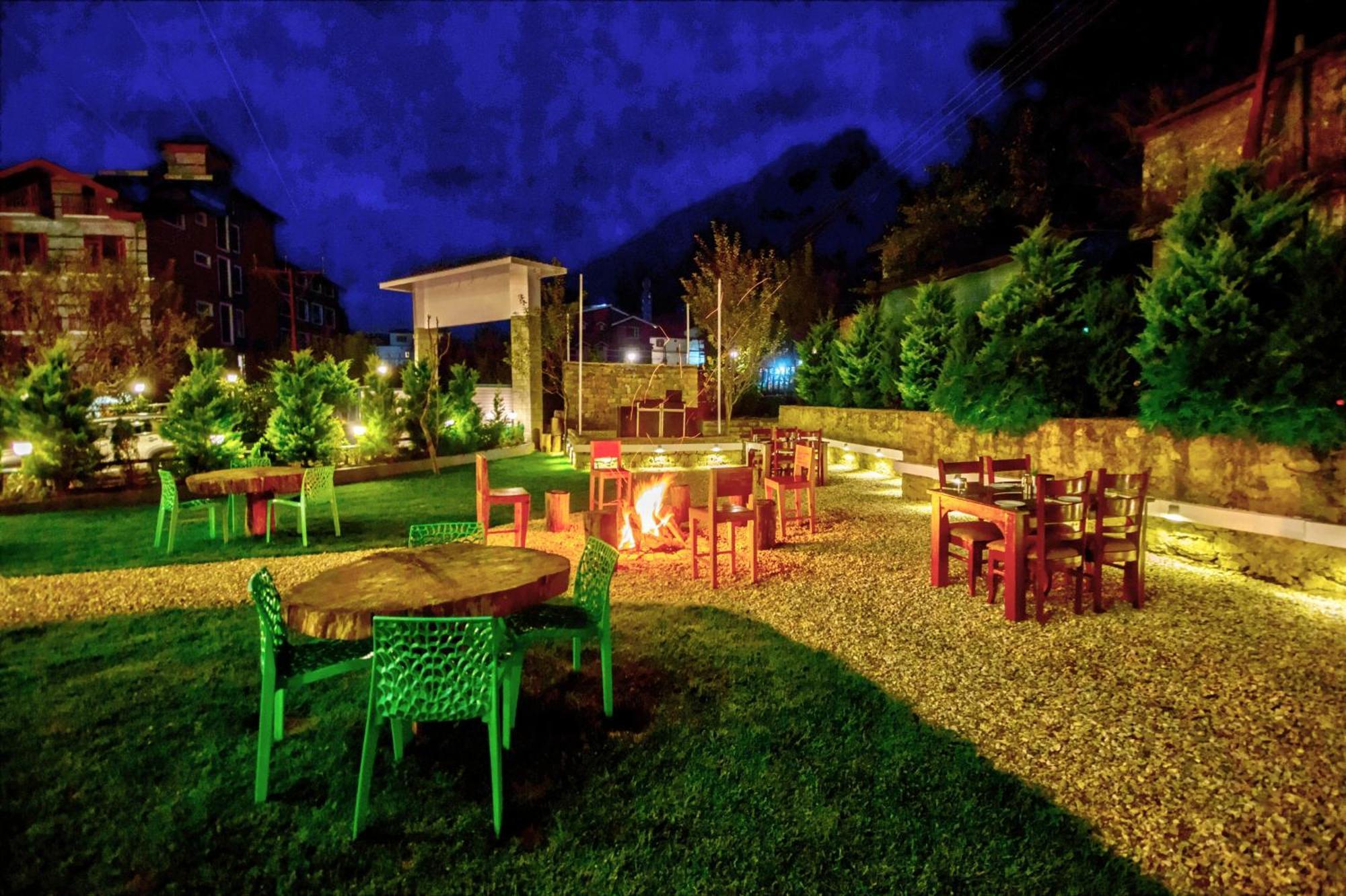 Montana Blues Resort By Snow City Manāli Esterno foto
